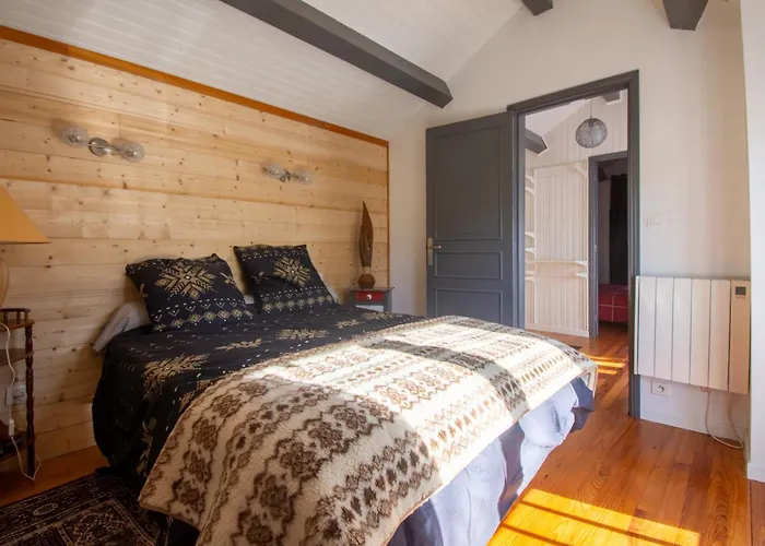 بيت للعطل La Bergere - Proche Ax‑Les‑Thermes